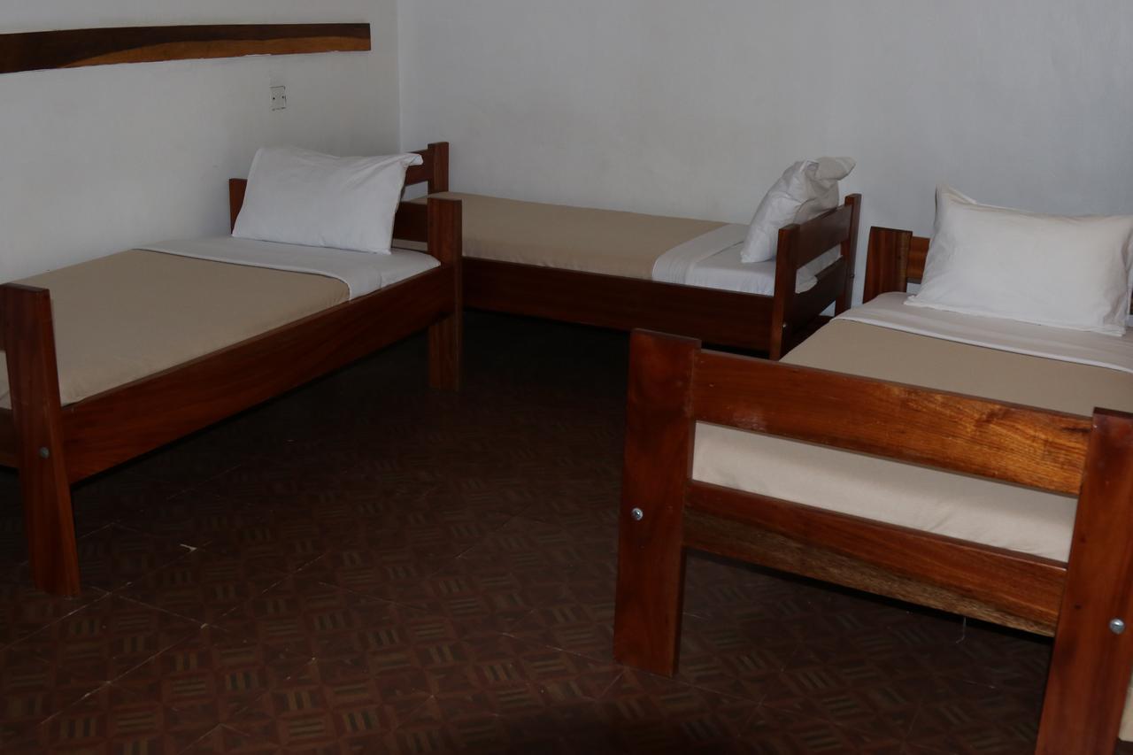 Neneu Hotel Moshi Eksteriør billede