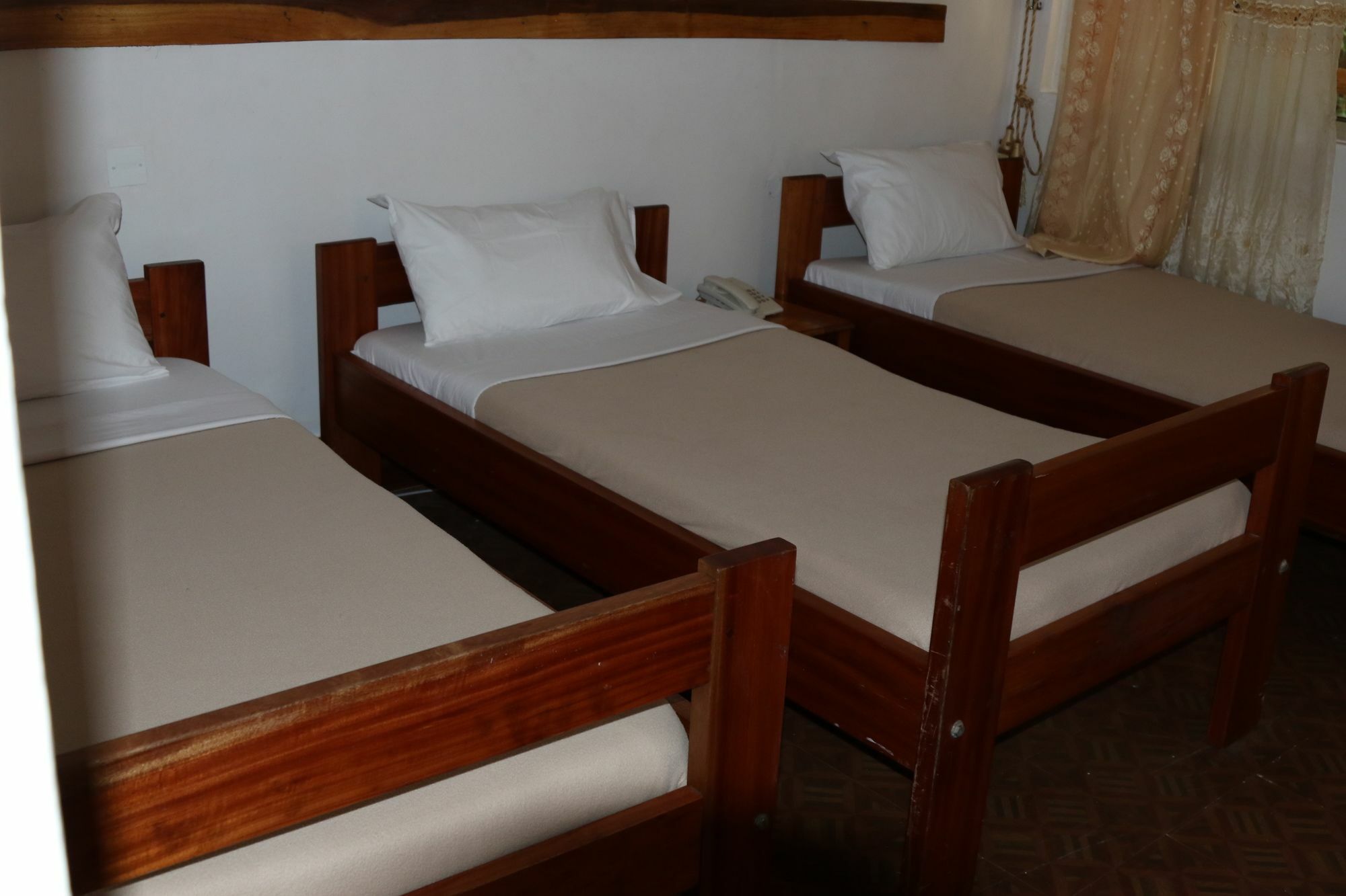 Neneu Hotel Moshi Eksteriør billede